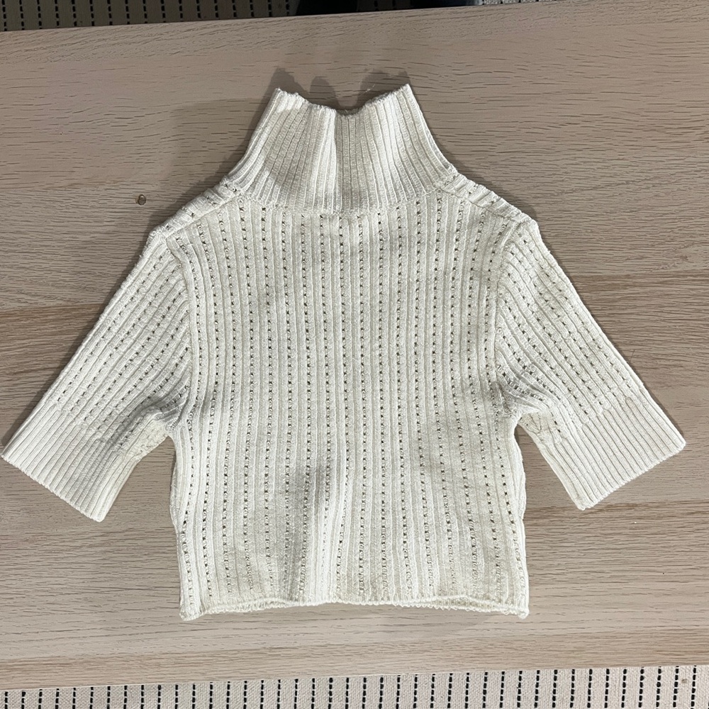 White Knit Cropped Turtleneck Sweater